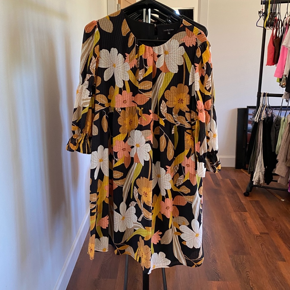 Who what wear vintage styled dress 70’s retro hippy